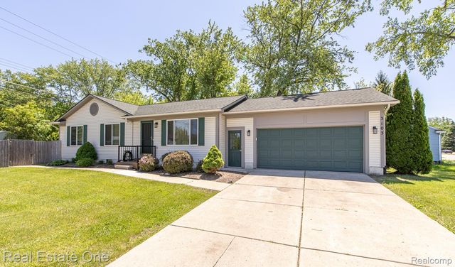 3103 Crooks Road, Rochester Hills, MI 48309
