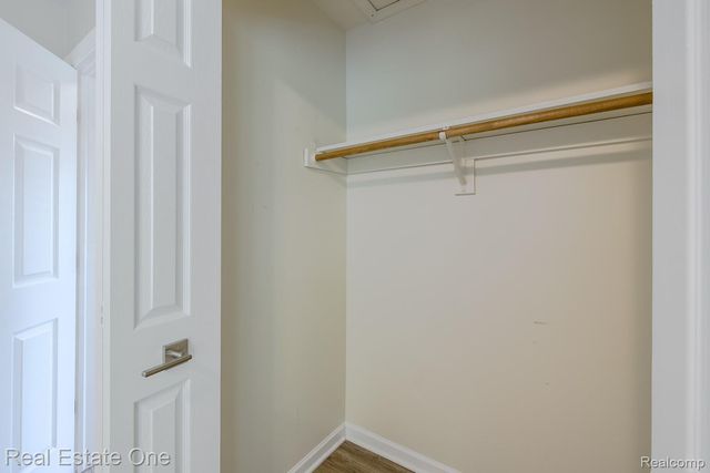3103 Crooks Road, Rochester Hills, MI 48309