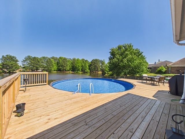 7946 Westlake Drive, Midland, GA 31820