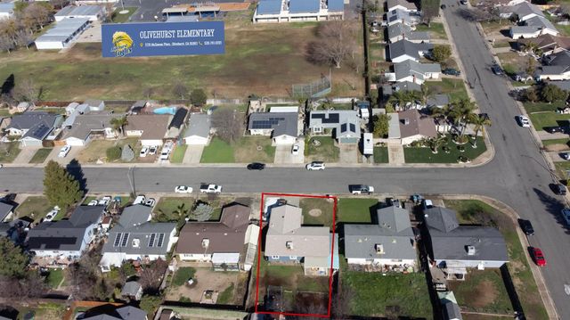 1612 Larry St, Olivehurst, CA 95961