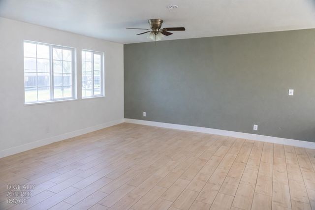 1612 Larry St, Olivehurst, CA 95961