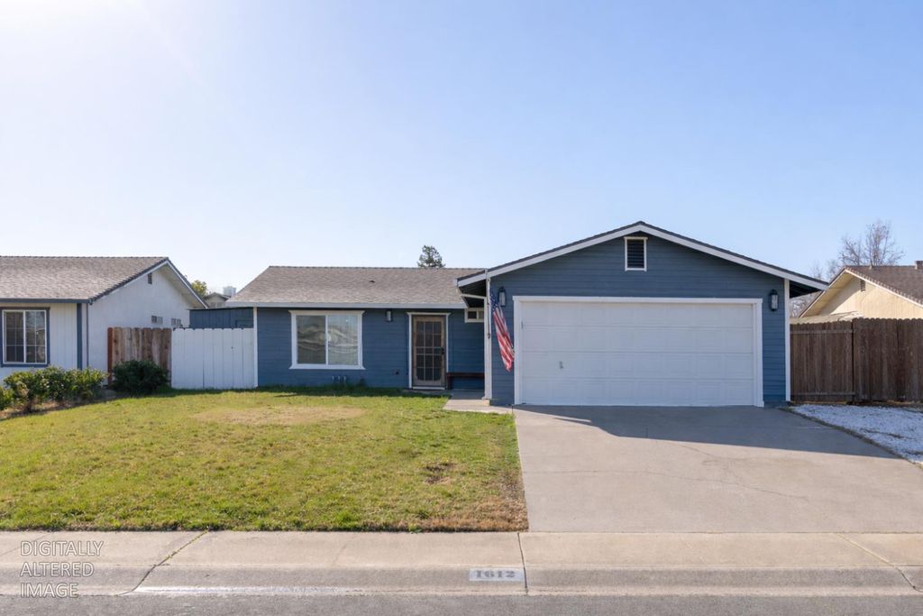 1612 Larry St, Olivehurst, CA 95961