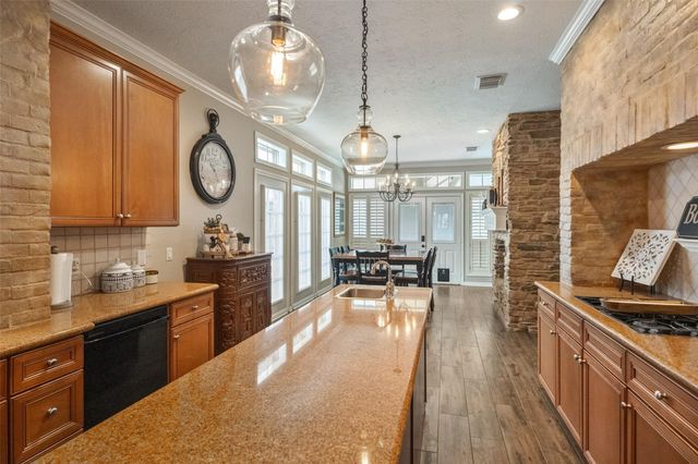 5215 Samuels Drive, Pasadena, TX 77505