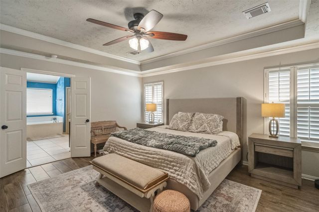 5215 Samuels Drive, Pasadena, TX 77505