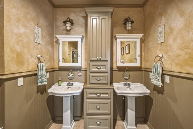 5215 Samuels Drive, Pasadena, TX 77505