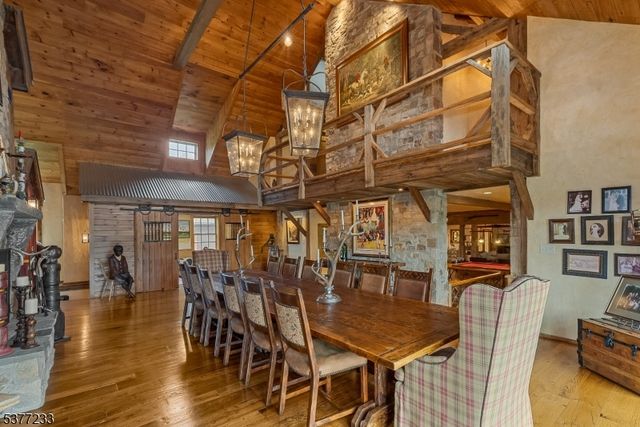 106 Mountain Top Rd, Lebanon Twp., NJ 08826