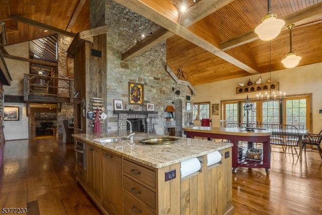 106 Mountain Top Rd, Lebanon Twp., NJ 08826