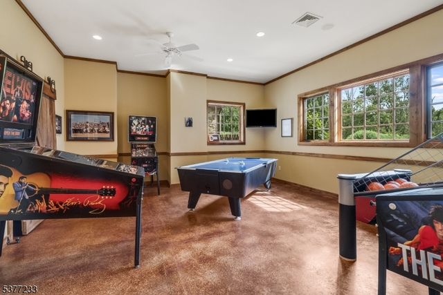106 Mountain Top Rd, Lebanon Twp., NJ 08826