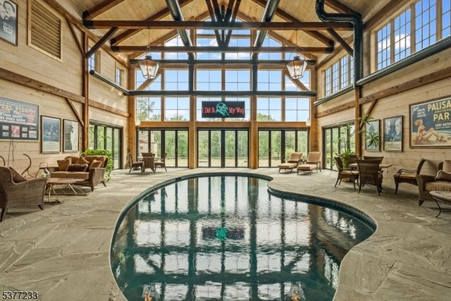 106 Mountain Top Rd, Lebanon Twp., NJ 08826