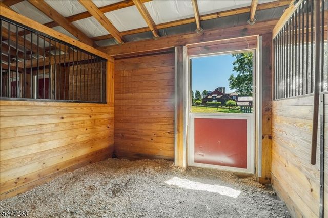 106 Mountain Top Rd, Lebanon Twp., NJ 08826