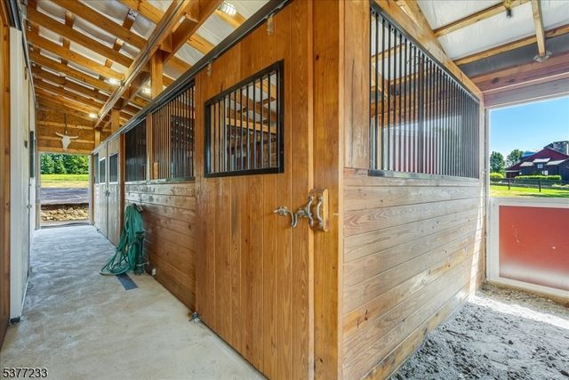 106 Mountain Top Rd, Lebanon Twp., NJ 08826