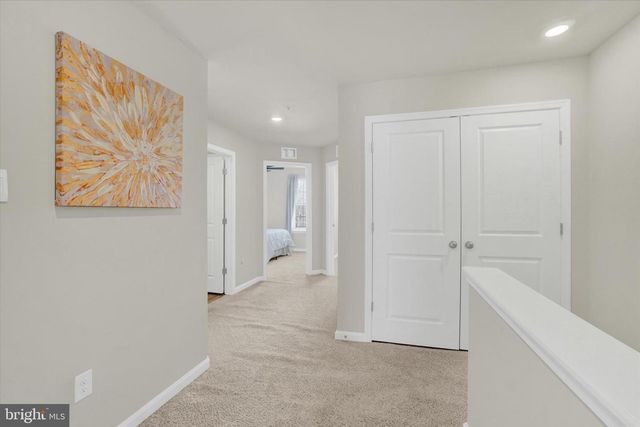 325 LOCUST RUN DR, York, PA 17404