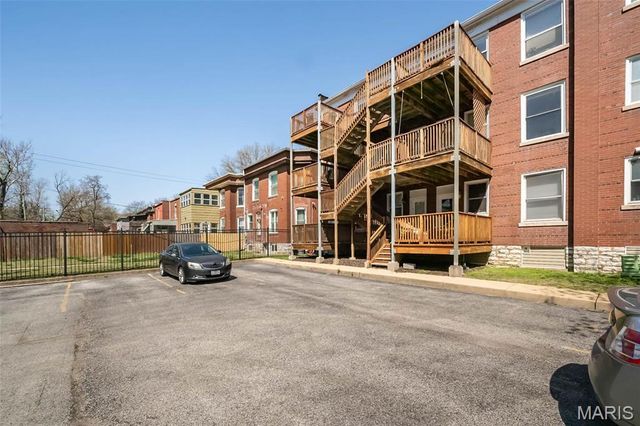 6126 Washington Boulevard 302, St Louis, MO 63112