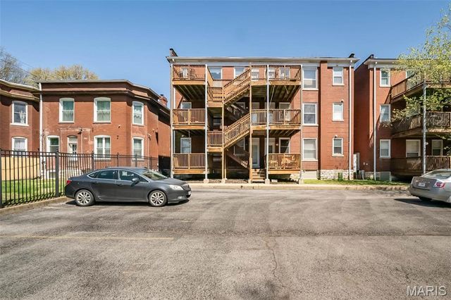 6126 Washington Boulevard 302, St Louis, MO 63112