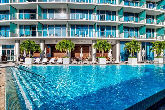 200 Biscayne Boulevard Way 503, Miami, FL 33131