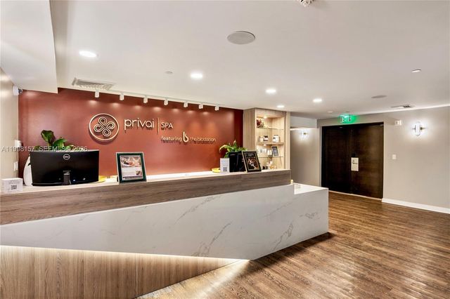 200 Biscayne Boulevard Way 503, Miami, FL 33131