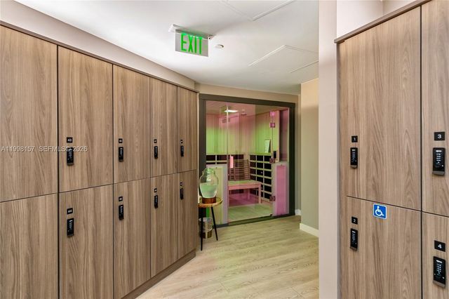 200 Biscayne Boulevard Way 503, Miami, FL 33131