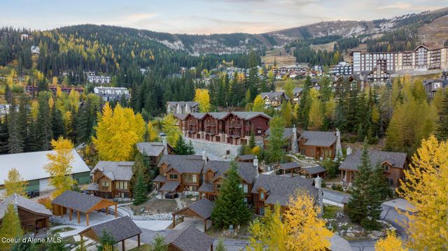 38 Olaf CT, Sandpoint, ID 83864