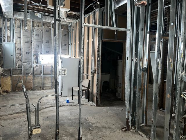 10019 S WESTERN Avenue, Chicago, IL 60643