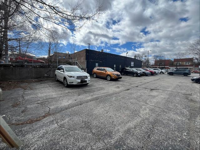 10019 S WESTERN Avenue, Chicago, IL 60643