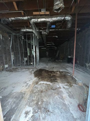 10019 S WESTERN Avenue, Chicago, IL 60643