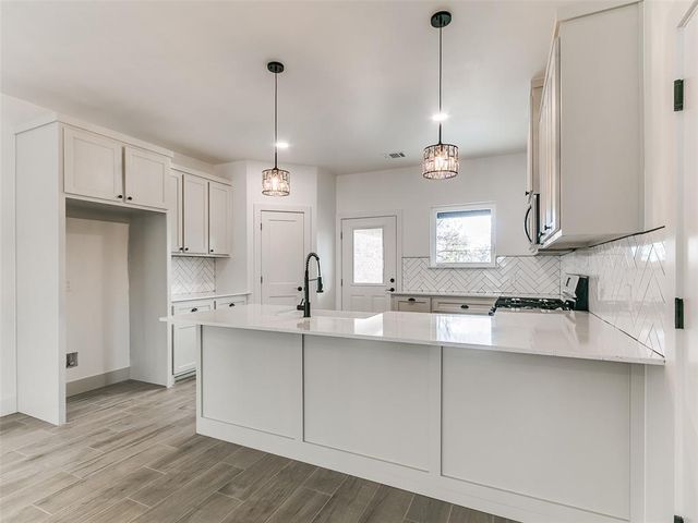 2124 NE 14th Street, Oklahoma City, OK 73117