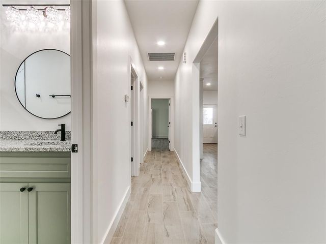 2124 NE 14th Street, Oklahoma City, OK 73117