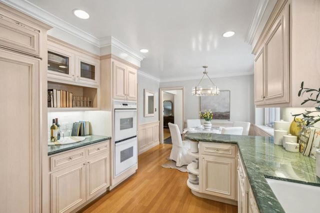 140 Rockridge Road, Hillsborough, CA 94010