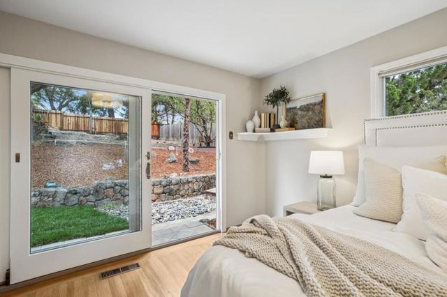140 Rockridge Road, Hillsborough, CA 94010