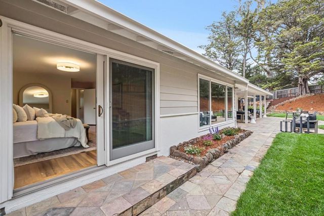 140 Rockridge Road, Hillsborough, CA 94010