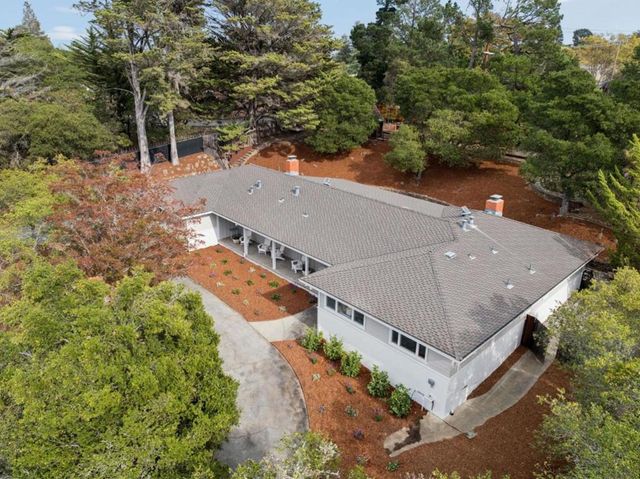 140 Rockridge Road, Hillsborough, CA 94010