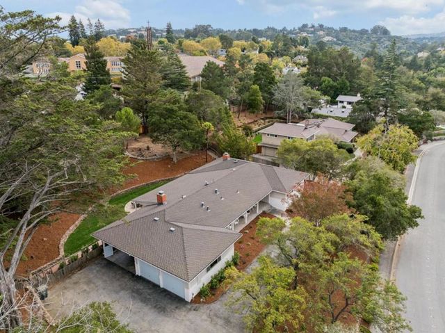 140 Rockridge Road, Hillsborough, CA 94010