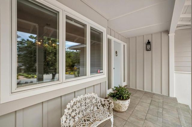 140 Rockridge Road, Hillsborough, CA 94010
