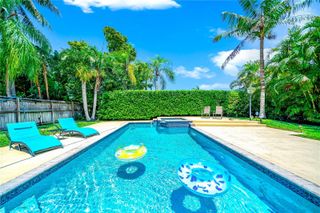 1241 S 13th Ave, Hollywood, FL 33019