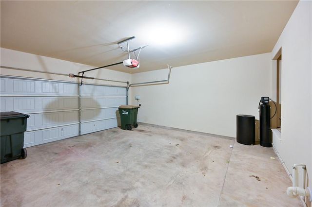 100 Lake Mineral Wells DR, Georgetown, TX 78628