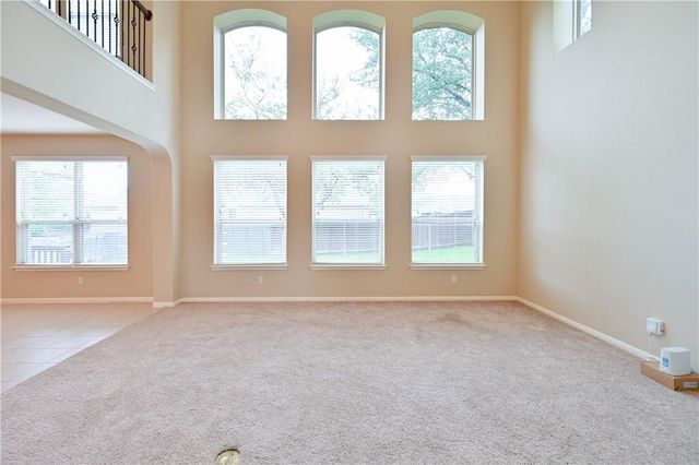 100 Lake Mineral Wells DR, Georgetown, TX 78628