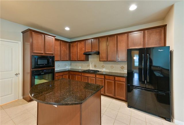 100 Lake Mineral Wells DR, Georgetown, TX 78628