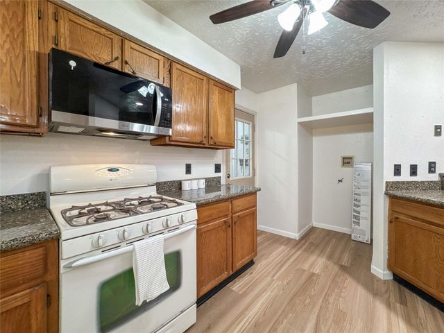 4330 Glen Avon Drive, Pasadena, TX 77505