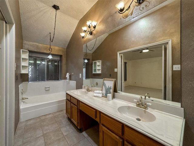 4330 Glen Avon Drive, Pasadena, TX 77505