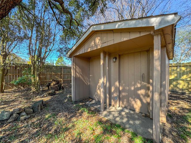 4330 Glen Avon Drive, Pasadena, TX 77505