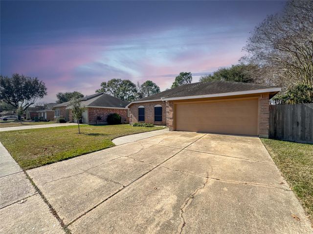 4330 Glen Avon Drive, Pasadena, TX 77505