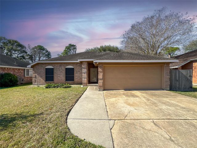 4330 Glen Avon Drive, Pasadena, TX 77505