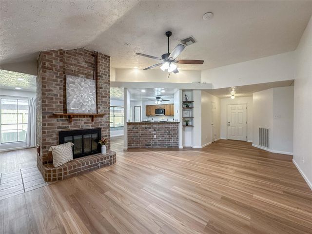 4330 Glen Avon Drive, Pasadena, TX 77505