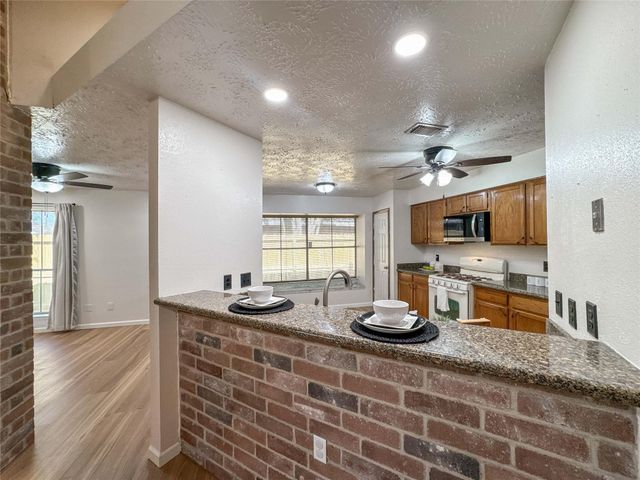 4330 Glen Avon Drive, Pasadena, TX 77505