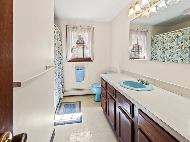 114 Mason Rd, Holden, MA 01520