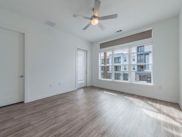 4901 Springdale RD 103, Austin, TX 78723