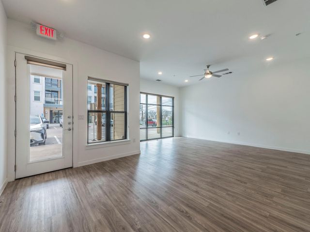 4901 Springdale RD 103, Austin, TX 78723