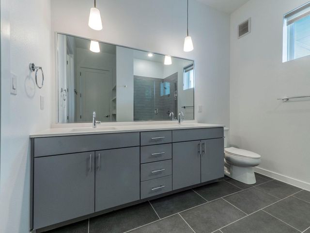 4901 Springdale RD 103, Austin, TX 78723