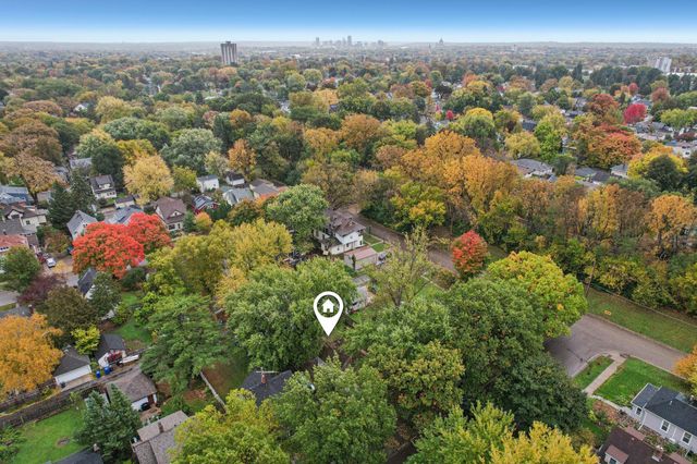 1094 Argyle Street, Saint Paul, MN 55103