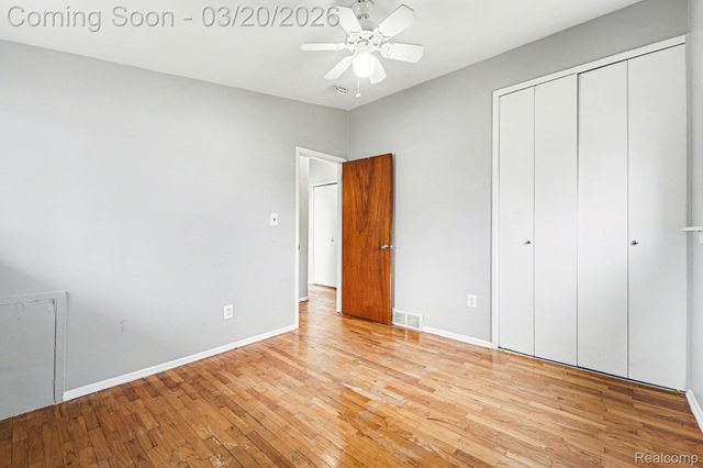 33240 Parkwood Street, Westland, MI 48186